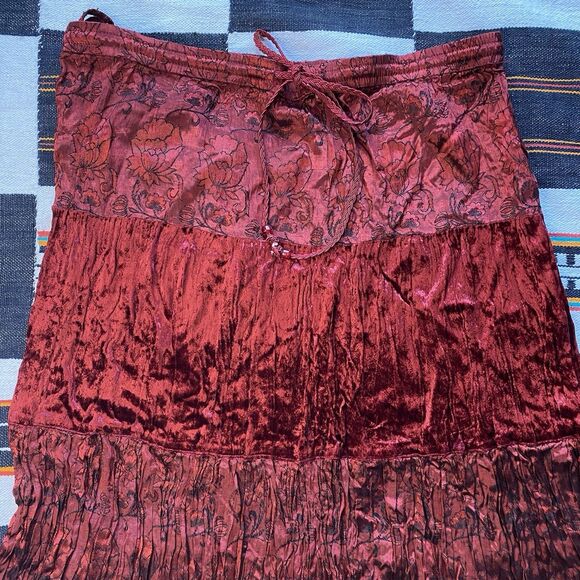 Vintage 90’s JFW Rayon Velvet Maxi Skirt. India. Whimsygoth. Goth. Boho. Small. - Picture 4 of 16